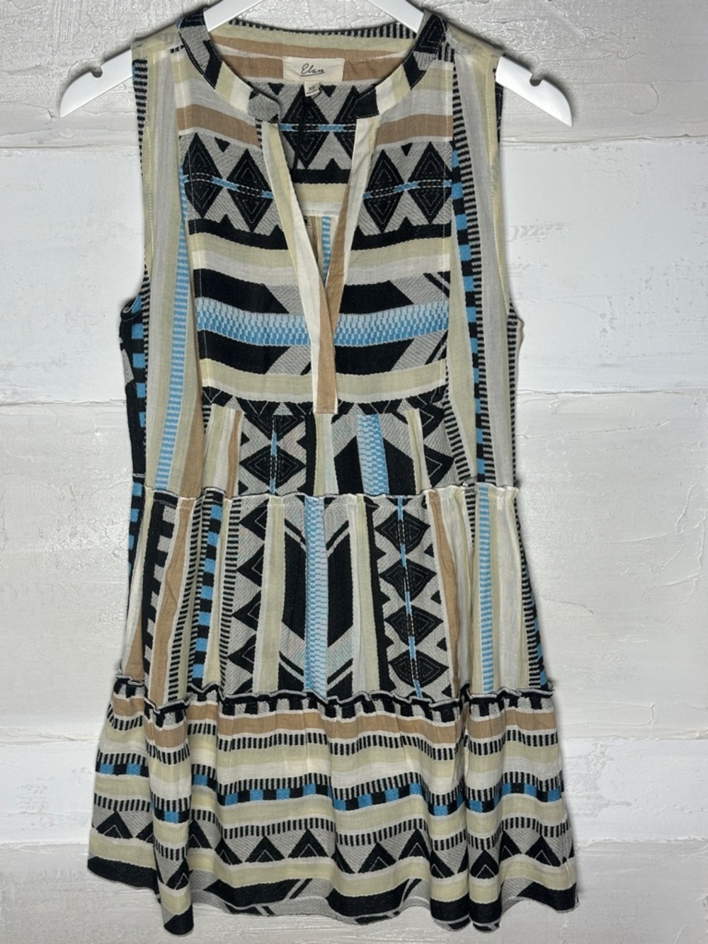 Elan dress Aztec style. Natural colors. Size XS. New w tags